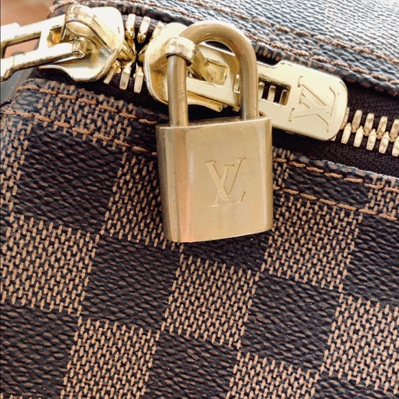‼️SOLD‼️Louis Vuitton Keepall Bandoulier Duffle 55 - Picture 4 of 9